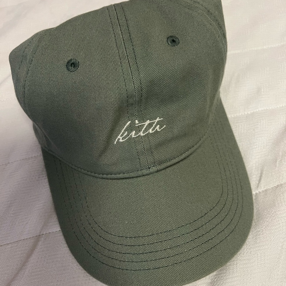 Kith hat